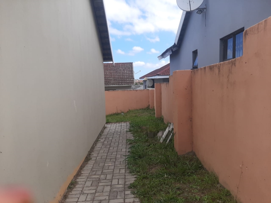 2 Bedroom Property for Sale in Haven Hills Eastern Cape